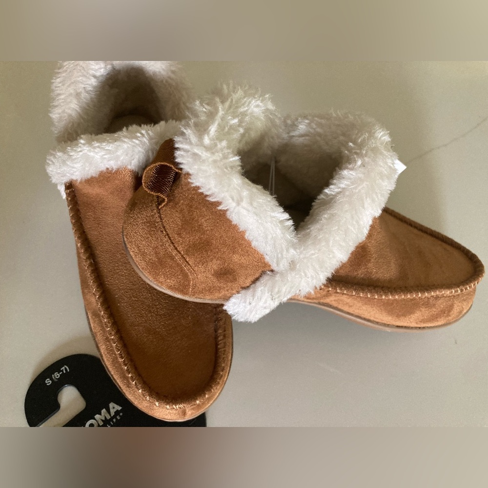 NWT Sonoma Women's Faux Fur Mabbell Style Ankle Boot Slippers Chestnut S 6-7